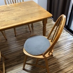 ダイニングテーブル　4人掛け　の画像