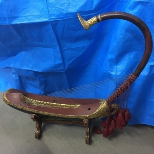 アンティーク 民族楽器 ミャンマー 伝統楽器 サウン・ガウ（ビルマの竪琴）ミャンマーの弦楽器 ビルマの弦楽器