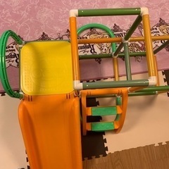 アンパンマン滑り台の画像