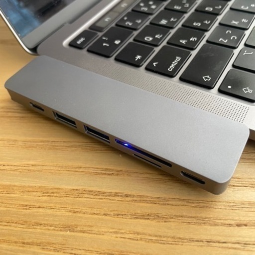 MacBook Pro Air 向け 7in1 USB Type C ハブ