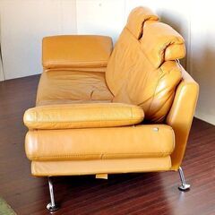 IDC大塚家具　テラソー　オレンジ色 2人掛けソファー　羽毛100% 送料込み 山口)下松市より IDC大塚家具 Domicil ドミシール 2人掛けソファ