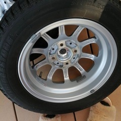 美品？ブリヂストン スタッドレスタイヤの画像