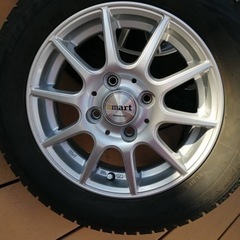 美品？ブリヂストン スタッドレスタイヤの画像