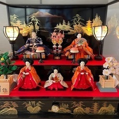 オルゴール、ライト付き、ガラスケースに入ったお雛様です。自宅まで...