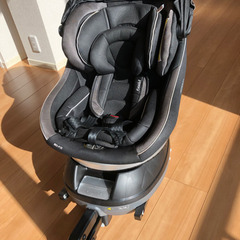 【combi】ネルーム ⭐︎ISOFIX エッグショック　回転シート