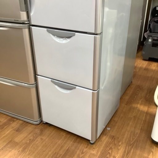HITACHI 日立　3ドア冷蔵庫　R-S300DMV 2013年製　302L