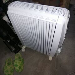 デロンギ オイルヒーター TDD0915W 稼働確認済み 美品の画像