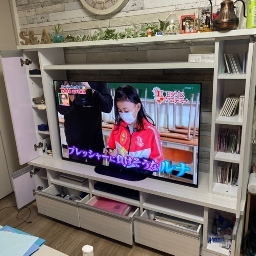 テレビ台！ハイタイプ！ほぼ新品です！