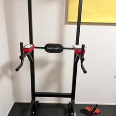 懸垂マシン　筋トレ
