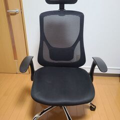 [無料]オフィスチェア  黒 ヘッドレスト付き 直接お引取りいた...