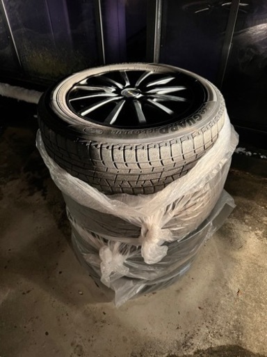 スタッドレスタイヤ、ホイールセット