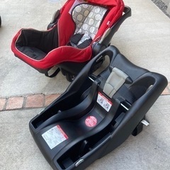 USAベビーカーBritax affinity ＋カーシートB-safe のセットの画像