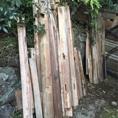 廃材差し上げます。