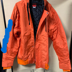男女兼用　新品　SからXL 冬用　防寒ジャンパー　オレンジ　黒色フードパーカーとセットの画像