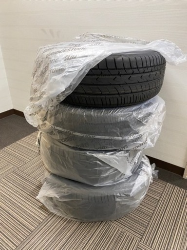 決まりました【美品】9.5部山／21年製 タイヤ4本セット（トランパス）