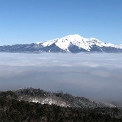 毎週、土曜日(たまに平日特に金曜日が多く、日曜日にも行くときがあります。)にスキーをしています！ - スポーツ