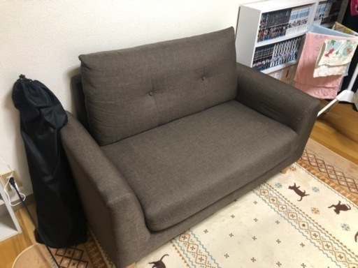 2人掛けソファー　ブラウン