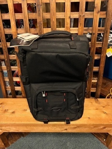 新品　オークリー　OAKLEY  キャリーバッグ　機内持込