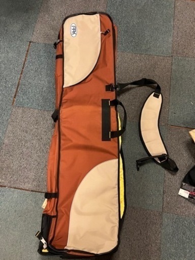 新品　スノーボード ケース