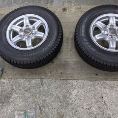 スタッドレスタイヤハイエース用の画像