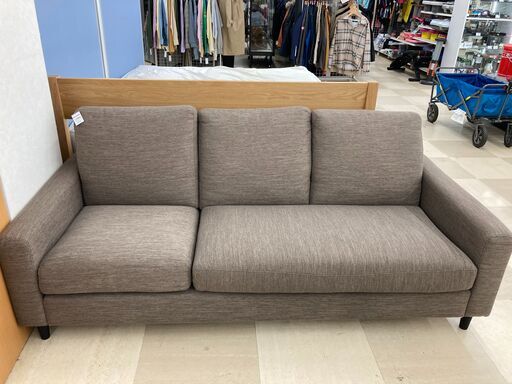 3人掛けソファー　ﾆﾄﾘ　ﾌﾞﾗｳﾝ　布