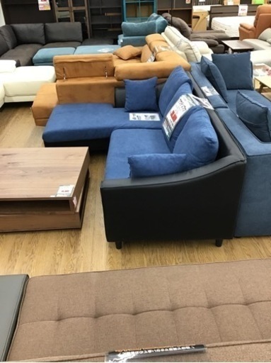 KM-18【ご来店頂ける方限定】新入荷　アウトレット　カウチソファ　黒×ブルー
