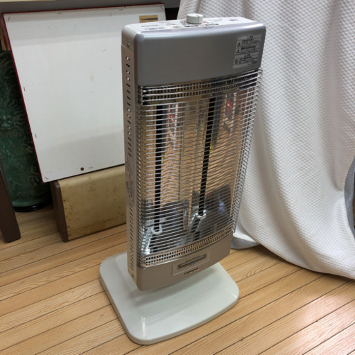 遠赤外線ストーブ‼️縦横向き変えれます✨首振り機能付き❗️