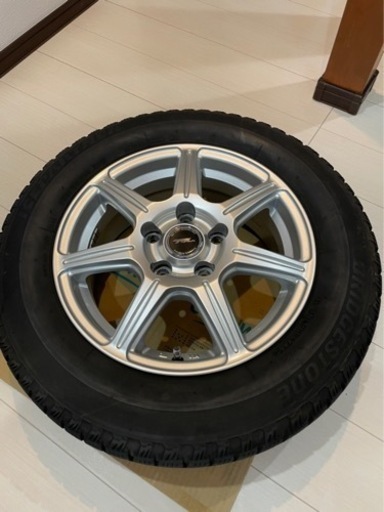 スタッドレスタイヤ　ブリヂストン製　195/65/15 ホイールセット