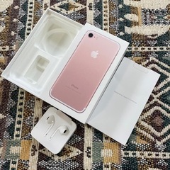 年内売り切り‼️【超美品‼️】iPhone7 32GB ドコモ ローズゴールドの画像