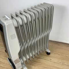 ✨🔔関東全域・送料無料🔔✨美品 TEKNOS（テクノス） オイルヒーター TOH-D1101 動作確認済み 家電の画像