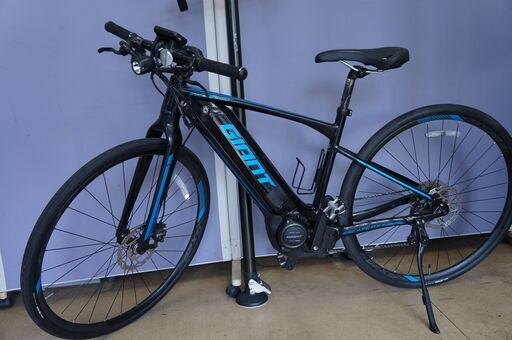 ESCAPE RX-E+ 　GIANT　エスケープ　電動アシストクロスバイク　2021モデル