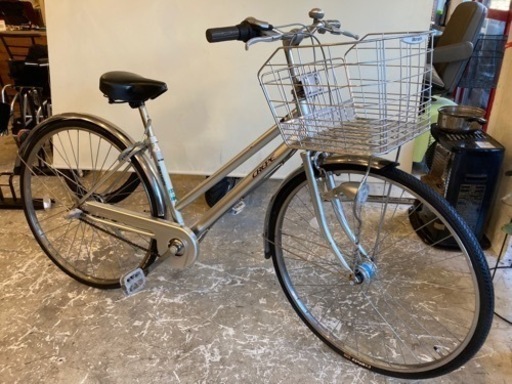 【前後タイヤ、チューブ新品！】LEDオートライト　3段変速　27インチ　シルバー