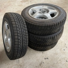 スタッドレスタイヤ　美品　165/70R13 