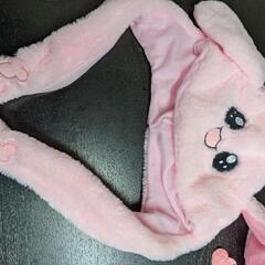 うさぎちゃんの被りものピンク