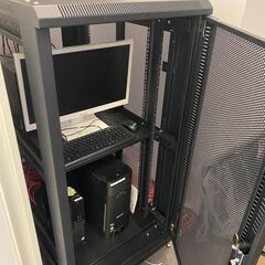 パソコンラックの画像
