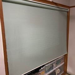 押し入れ　ロールカーテン　目隠し　