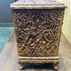 インドネシア 収納棚 レトロ アンティーク コレクション 木彫り 工芸品 骨董品の画像