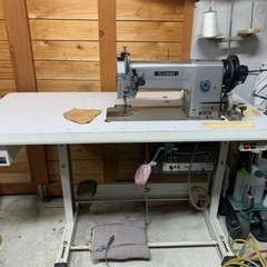 工業用ミシン　上下総合送り　サーボモーター付き
