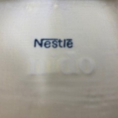 ［値下げ］Nestlé nido 皿の画像