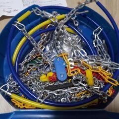 軽貨物車用スタッドレスタイヤとチェーンの画像