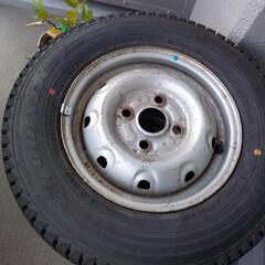 軽貨物車用スタッドレスタイヤとチェーンの画像