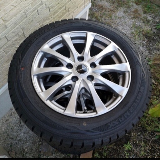 スタッドレスタイヤ