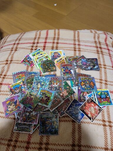 ビックリマンシール120枚以上譲ります。