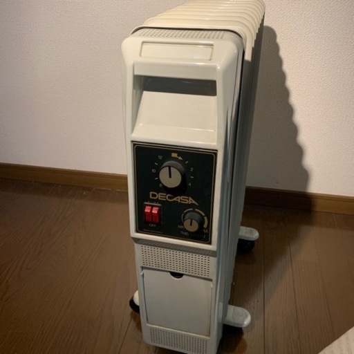 室内が暖まるオイルヒーターです。