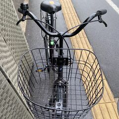 「リサイクルショップどりーむ荒田店」752　13267T　ママチャリ　２６インチ　カギ付き　LEDライト　ベル　紫の画像