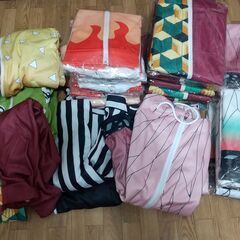 【1月31日中締切】鬼滅パーカーまとめて差し上げます。福祉関係の団体へ。引取または宅配便着払いも可の画像