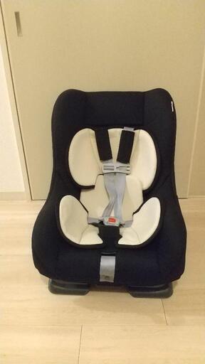 【さらに値下げ】タカタ製　チャイルドシート (中古)