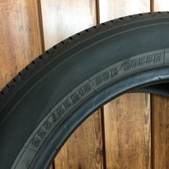 新型デリカ純正夏タイヤ4本　タイヤのみ