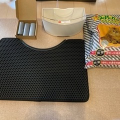 PETREE（ペッツリー）全自動猫トイレ　猫砂マット、超大容量ダストボックス、専用うんち袋、猫砂付きの画像