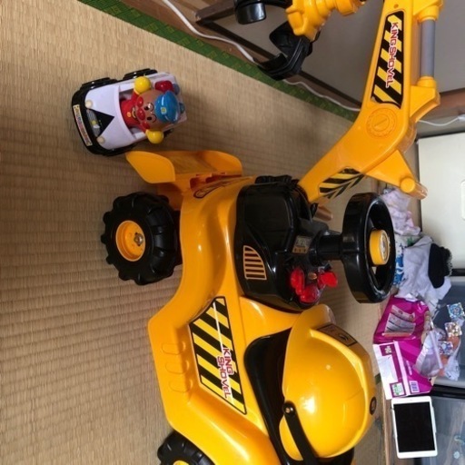 お譲り先決定！おもちゃ　乗り物　ショベルカー
